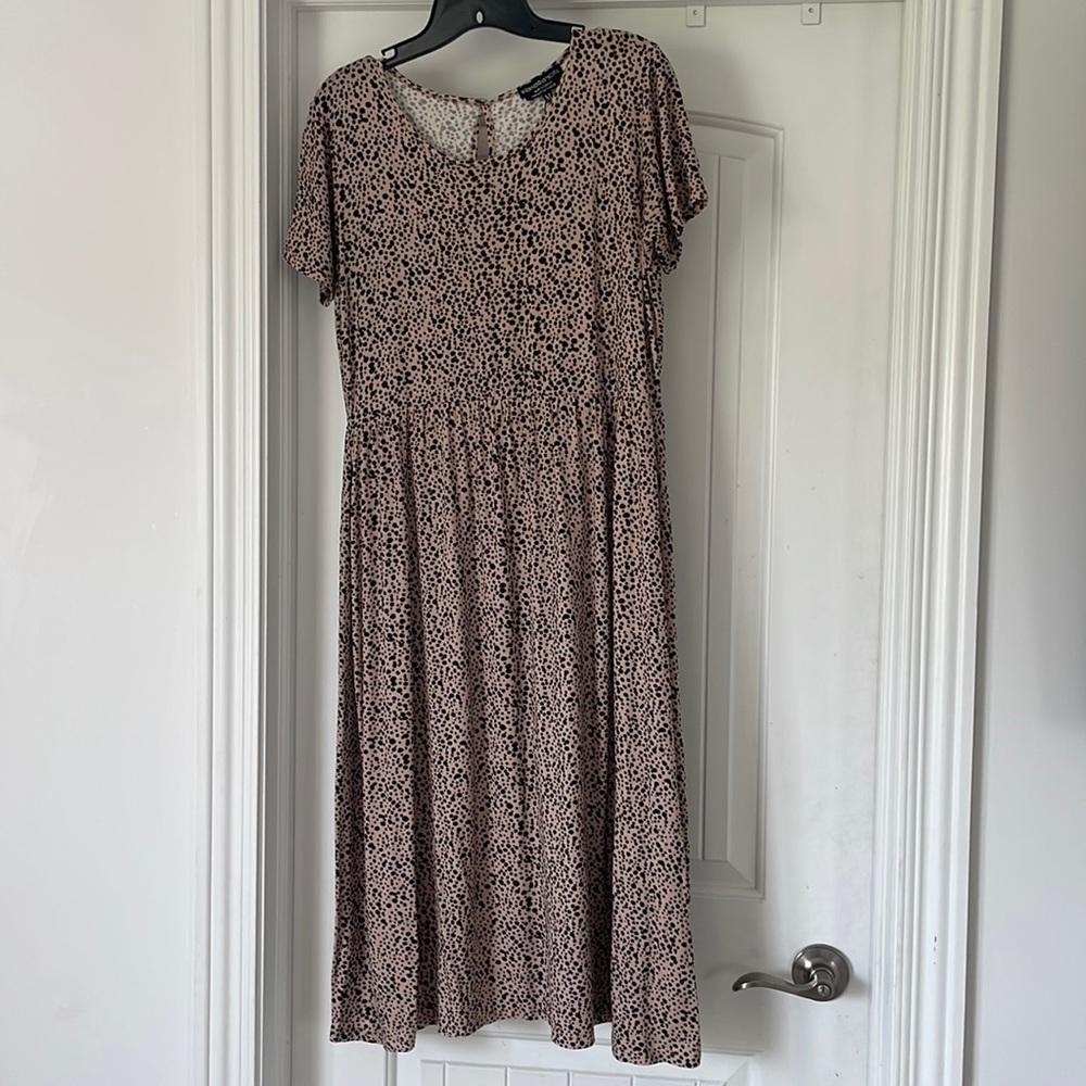 Leopard midi dress